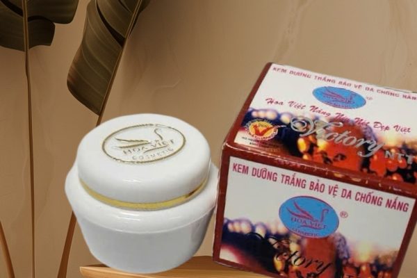 KEM DƯỠNG TRẮNG DA BẢO VỀ DA CHỐNG NẮNG 9g